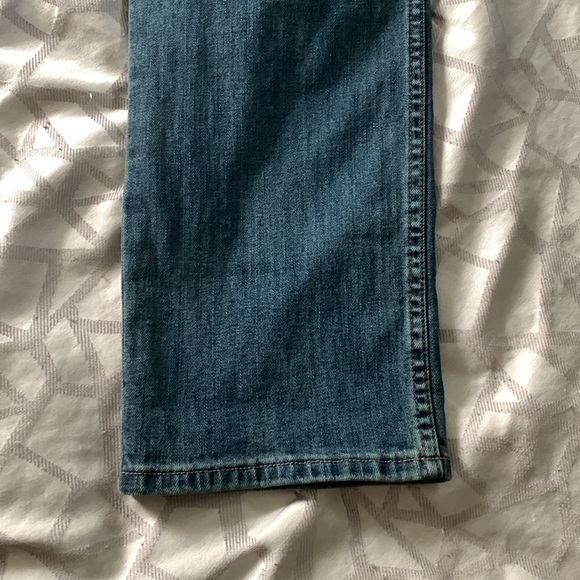 NEW🔥 Abercrombie & Fitch The 90s Straight Jean - Picture 5 of 14